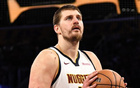 約基奇15+17+12造NBA神跡，穆雷10記三分，掘金7連勝宣戰馬刺