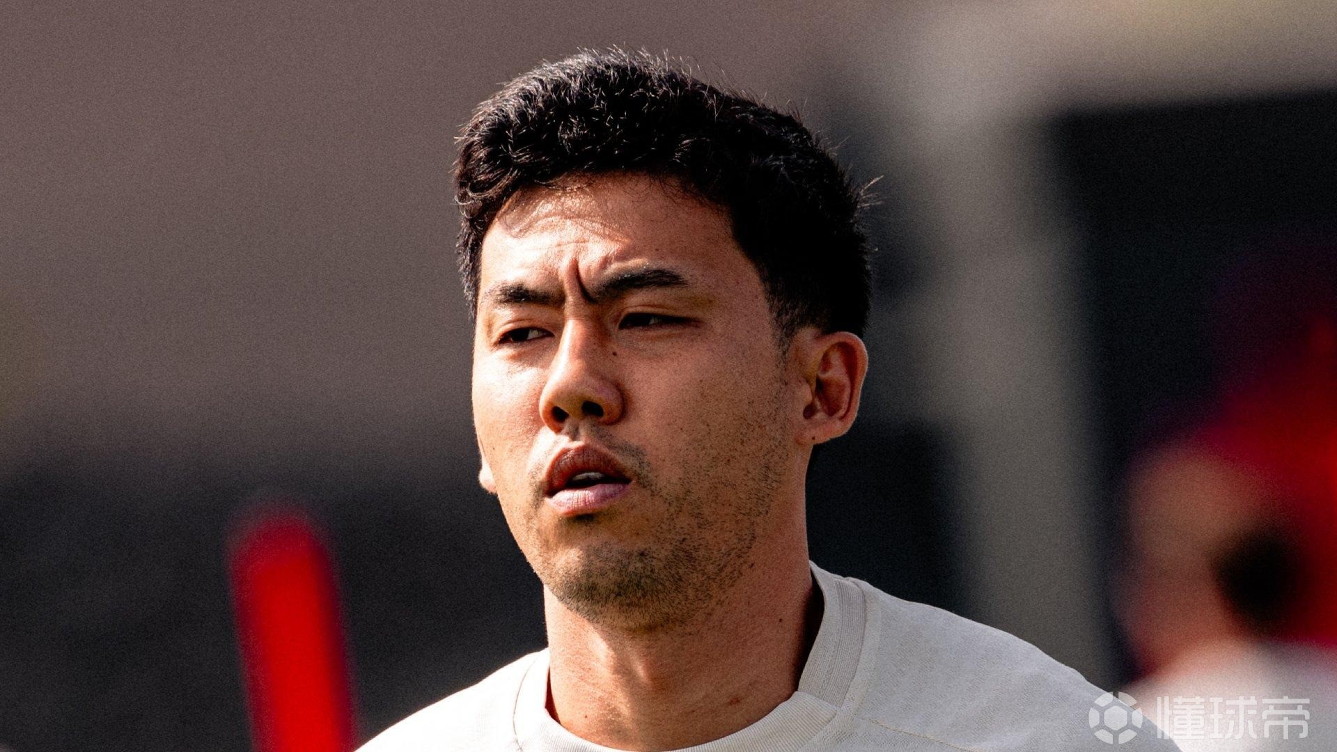 遠藤航：受傷時球迷唱助威歌我哭了，疼痛似乎也減輕了一些